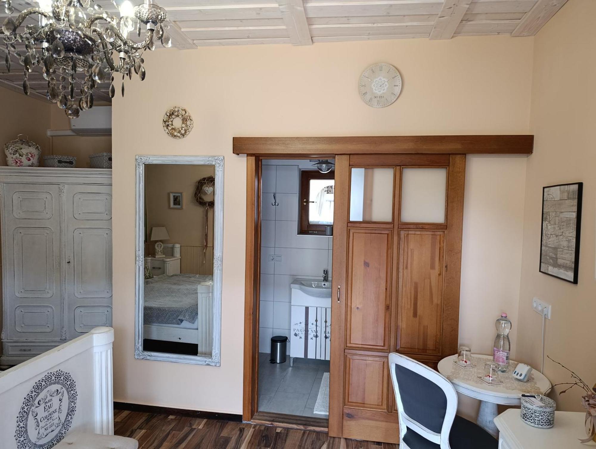 Hotel Vidéki Porta à Herend Extérieur photo