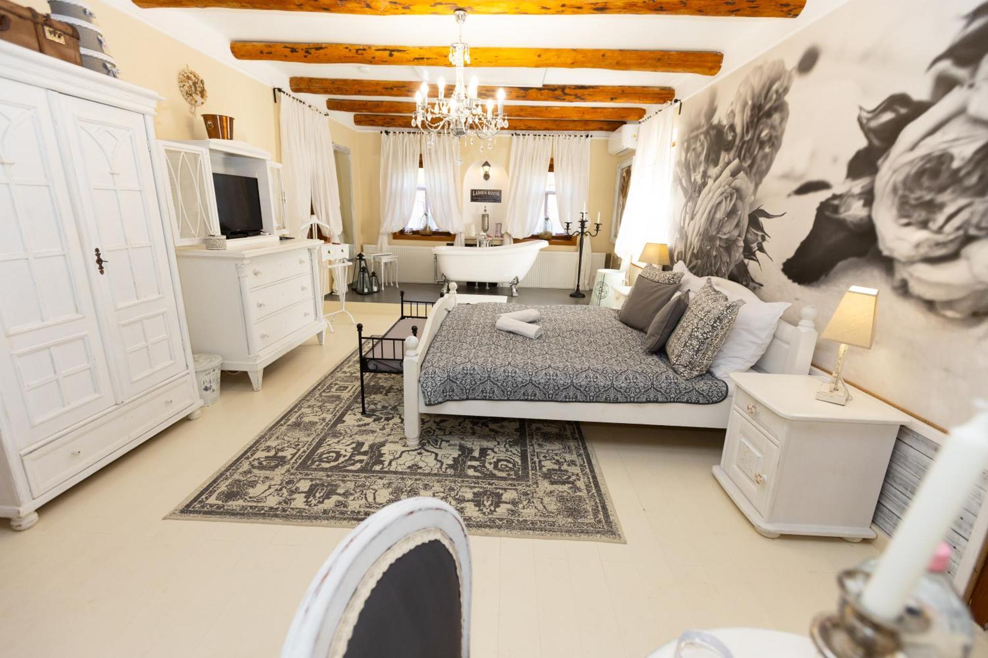 Hotel Vidéki Porta à Herend Extérieur photo